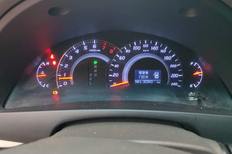 Used Toyota Camry 2013 200G Classic Luxury Edition Instrument Cluster