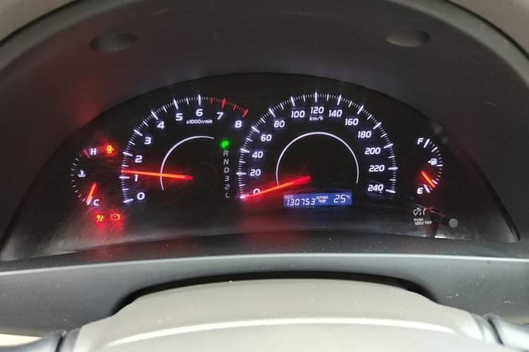 Used Toyota Camry 2013 200E Classic Elite Edition Instrument Cluster