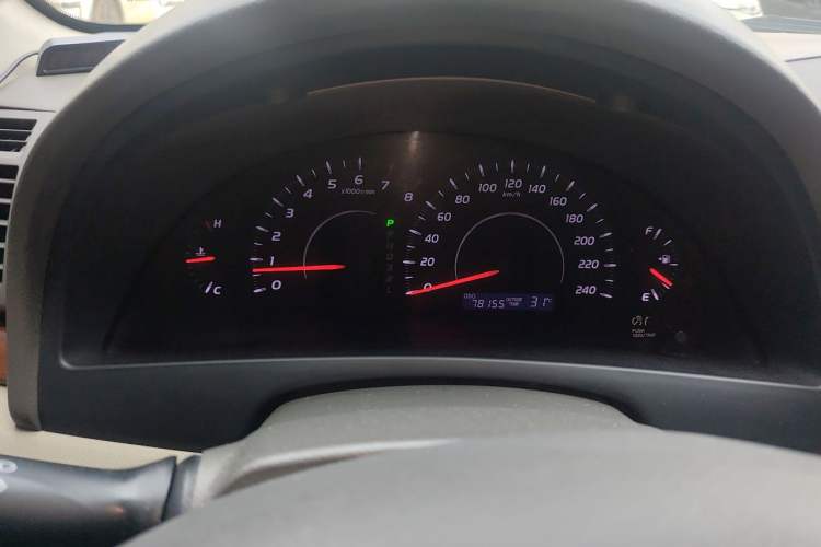 Used Toyota Camry 2013 200E Classic Elite Edition Instrument Cluster