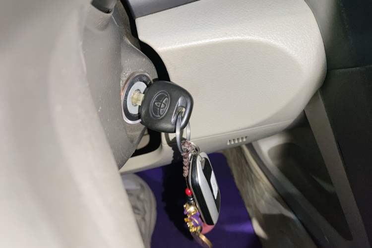 Used Toyota Camry 2013 200E Classic Elite Edition Interior 1