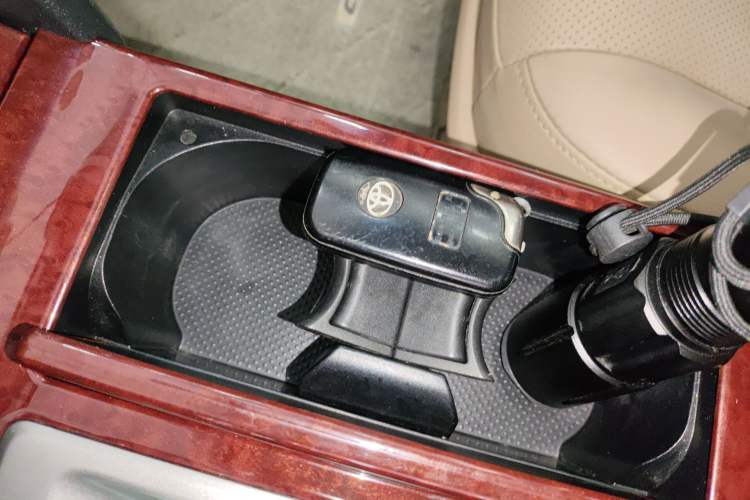 Used Toyota Camry 2013 2.0G Comfort Edition Interior 1