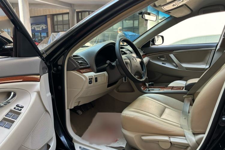 Used Toyota Camry 2013 200E Classic Elite Edition Interior 1