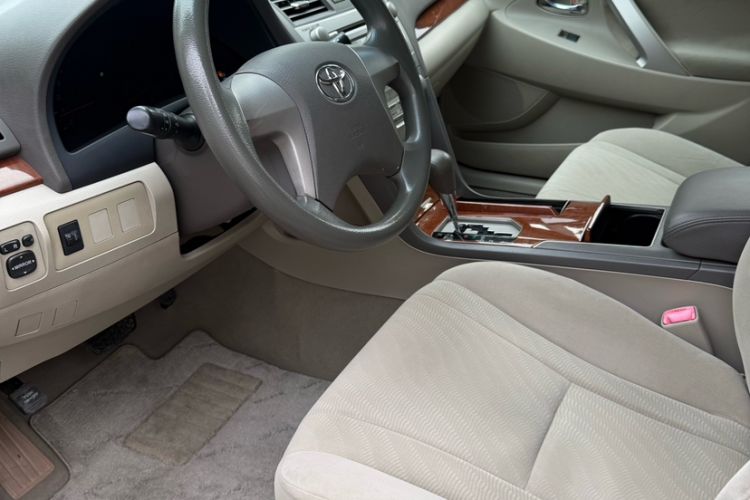 Used Toyota Camry 2013 200E Classic Elite Edition Interior 3