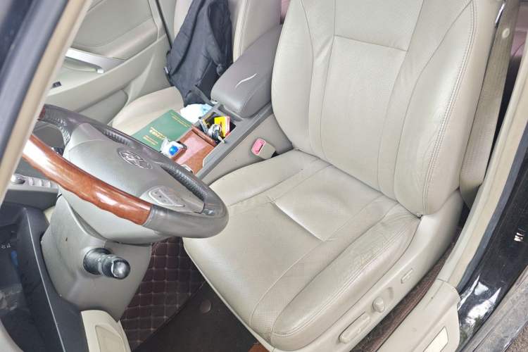 Used Toyota Camry 2013 200G Classic Luxury Edition Left Front Seat