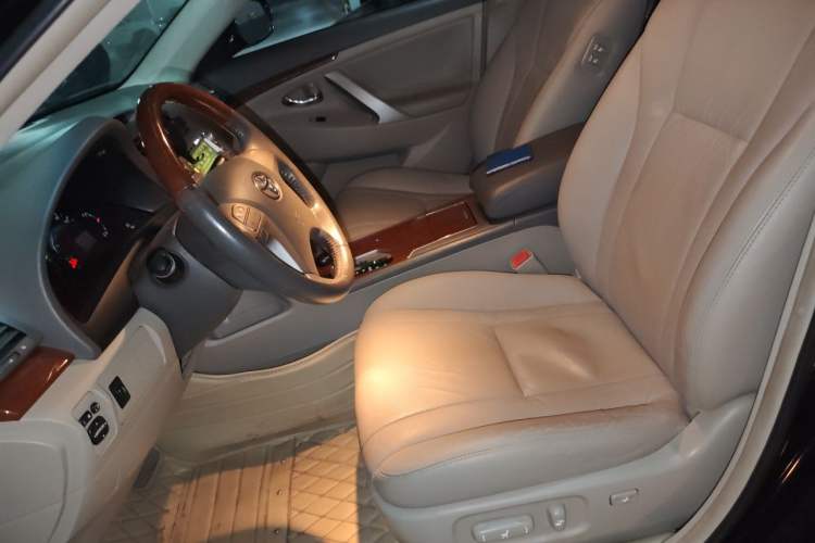 Used Toyota Camry 2013 200G Classic Luxury Edition Left Front Seat