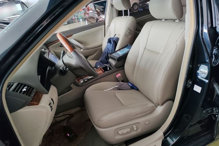 Used Toyota Camry 2013 200G Classic Luxury Edition Left Front Seat