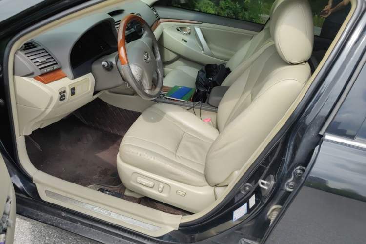 Used Toyota Camry 2013 200G Classic Luxury Edition Left Front Seat