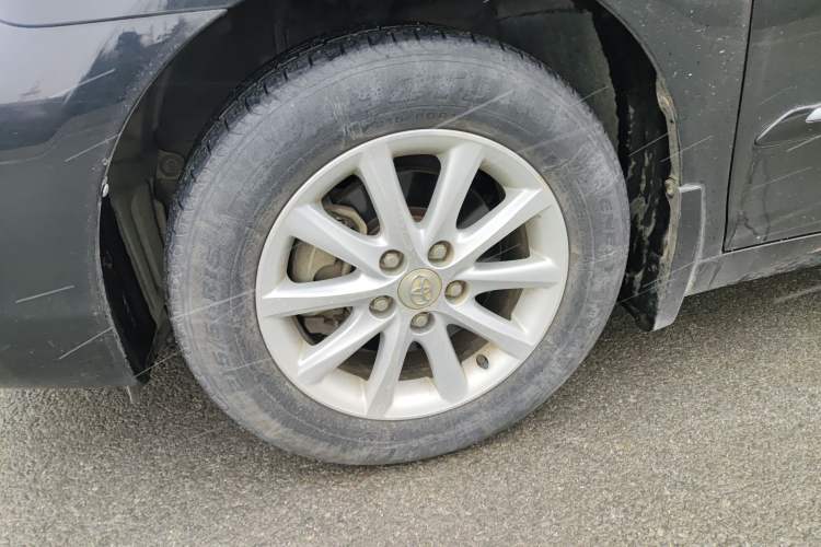 Used Toyota Camry 2013 200E Classic Elite Edition Left Front Wheel Hub
