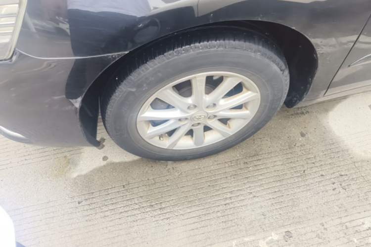 Used Toyota Camry 2013 200E Classic Elite Edition Left Front Wheel Hub