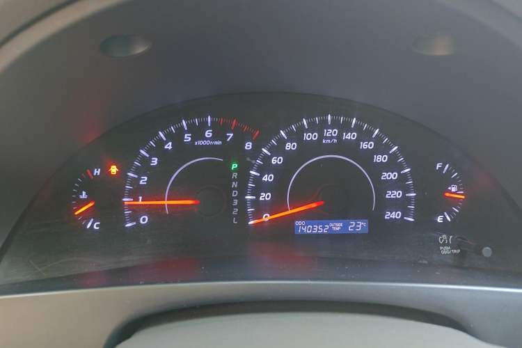 Used Toyota Camry 2013 200E Classic Elite Edition Odometer Close Up