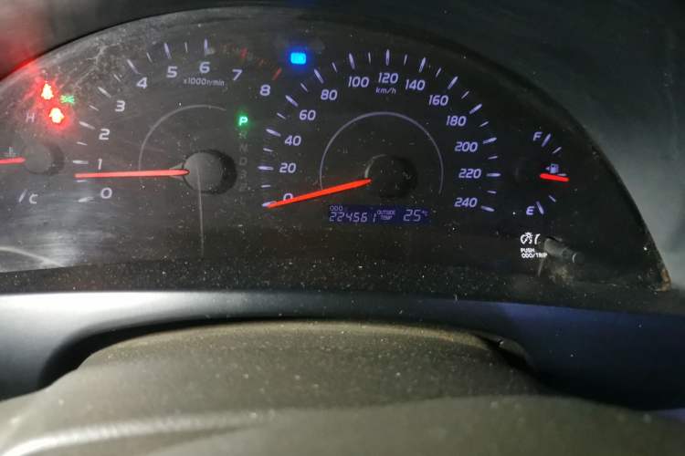 Used Toyota Camry 2013 200E Classic Elite Edition Odometer Close Up
