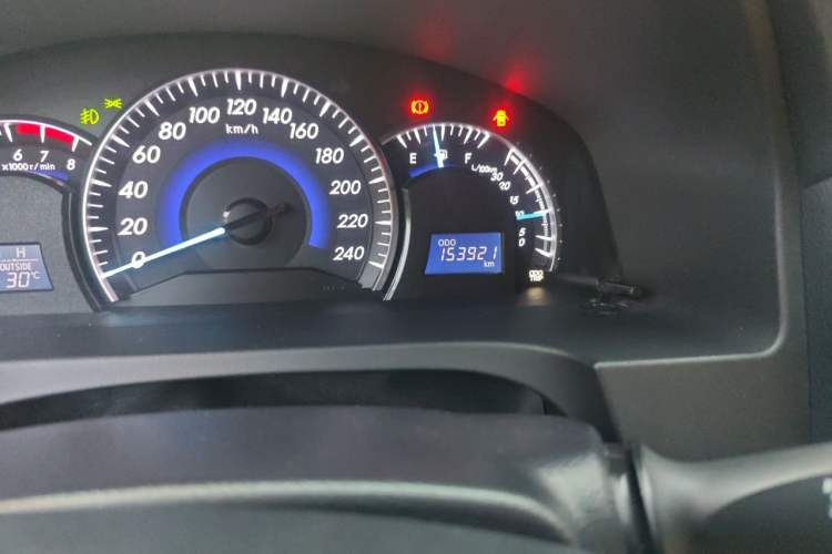 Used Toyota Camry 2013 2.0G Comfort Edition Odometer Close Up