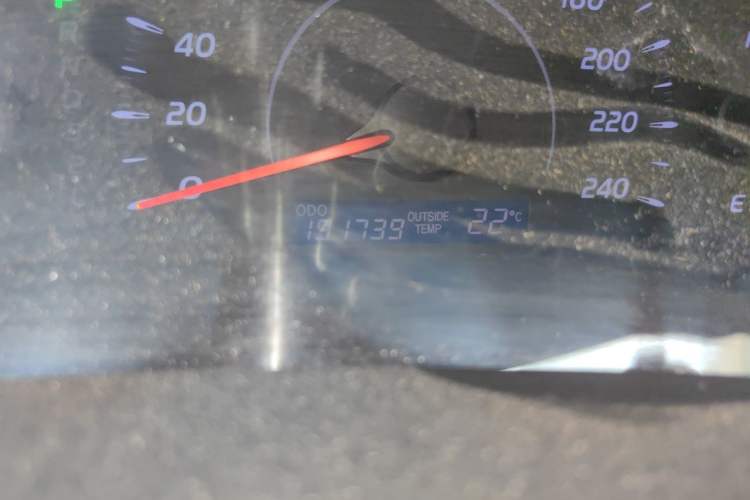 Used Toyota Camry 2013 200E Classic Elite Edition Odometer Close Up