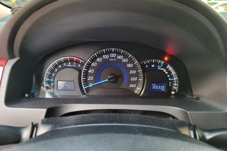 Used Toyota Camry 2013 2.0G Comfort Edition Odometer Close Up