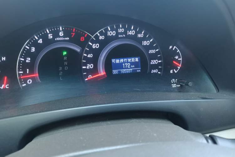 Used Toyota Camry 2013 200G Classic Luxury Edition Odometer Close Up