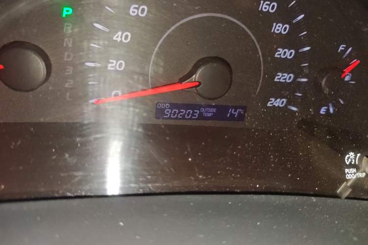 Used Toyota Camry 2013 200E Classic Elite Edition Odometer Close Up