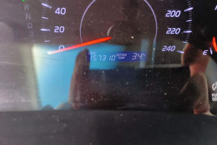 Used Toyota Camry 2013 200E Classic Elite Edition Odometer Close Up
