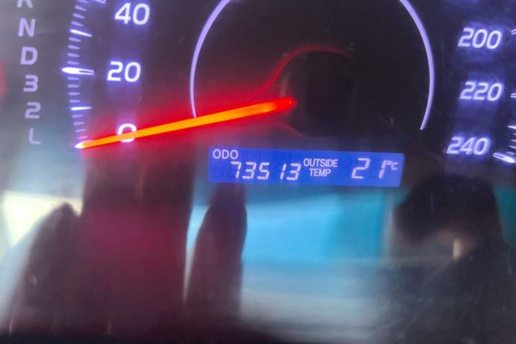Used Toyota Camry 2013 200E Classic Elite Edition Odometer Close Up