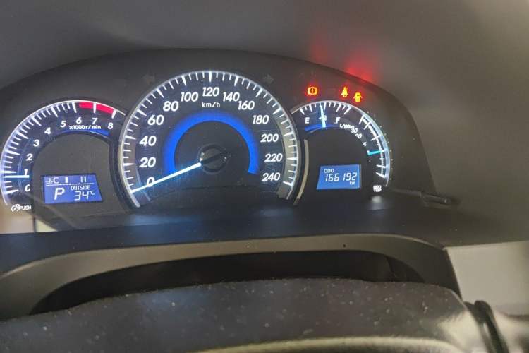 Used Toyota Camry 2013 2.5G Comfort Edition Odometer Close Up