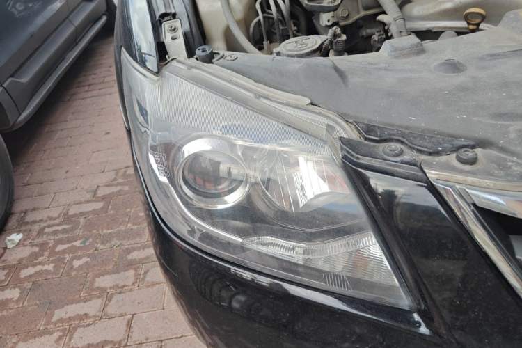 Used Toyota Camry 2013 200G Classic Luxury Edition Right Front Headlight