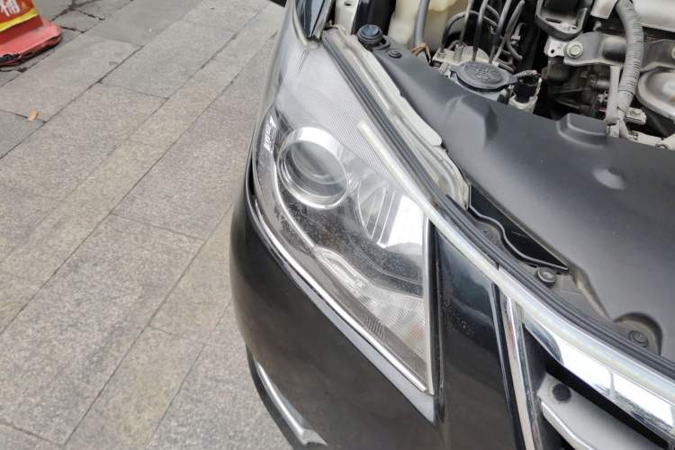 Used Toyota Camry 2013 200G Classic Luxury Edition Right Front Headlight
