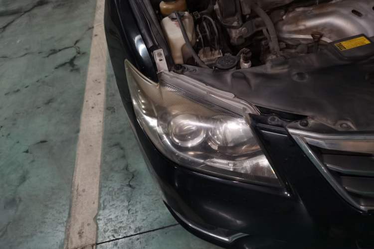 Used Toyota Camry 2013 200G Classic Luxury Edition Right Front Headlight