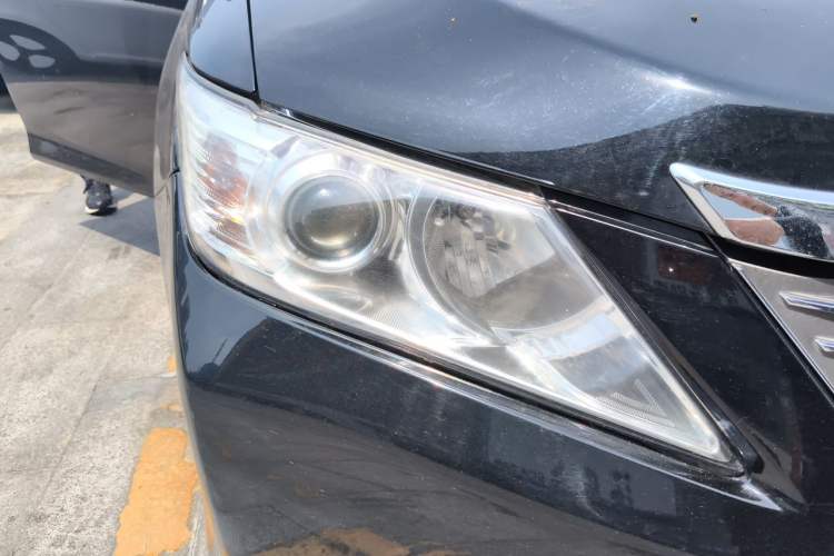 Used Toyota Camry 2013 2.0G Comfort Edition Right Front Headlight