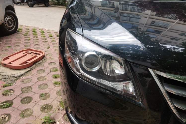 Used Toyota Camry 2013 200G Classic Luxury Edition Right Front Headlight