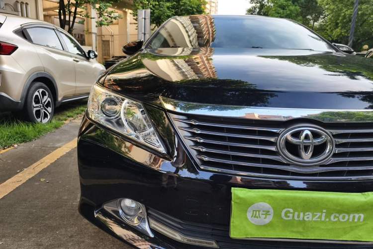 Used Toyota Camry 2013 2.0G Comfort Edition Right Front Headlight
