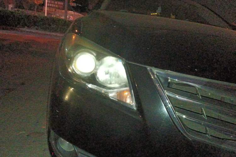 Used Toyota Camry 2013 200E Classic Elite Edition Right Front Headlight