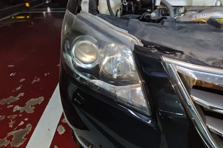 Used Toyota Camry 2013 200G Classic Luxury Edition Right Front Headlight