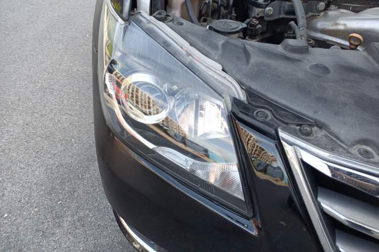 Used Toyota Camry 2013 200G Classic Luxury Edition Right Front Headlight