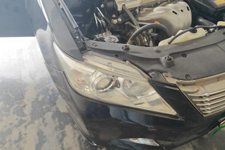 Used Toyota Camry 2013 2.0G Comfort Edition Right Front Headlight