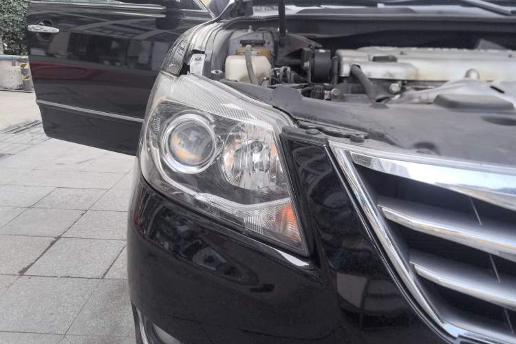 Used Toyota Camry 2013 200G Classic Luxury Edition Right Front Headlight