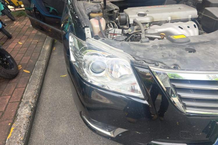 Used Toyota Camry 2013 200G Classic Luxury Edition Right Front Headlight