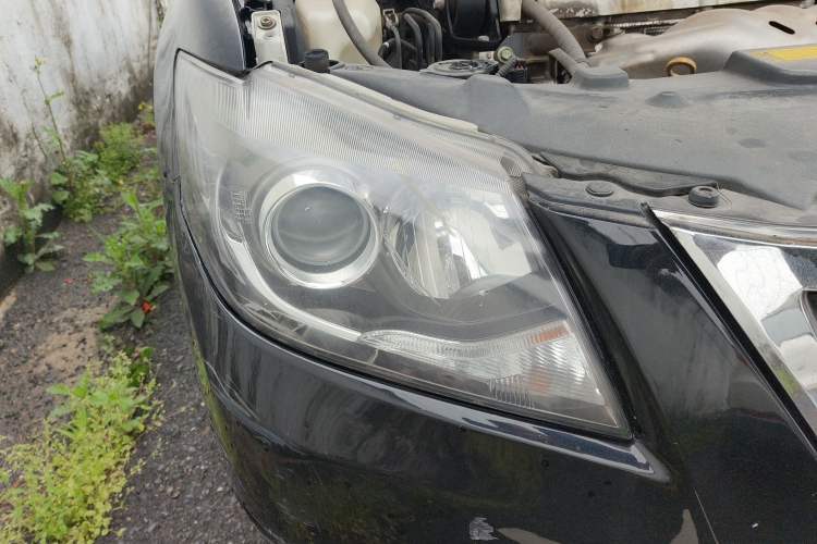 Used Toyota Camry 2013 200G Classic Luxury Edition Right Front Headlight