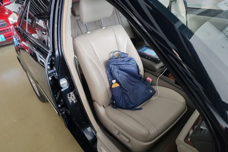 Used Toyota Camry 2013 200G Classic Luxury Edition Right Front Seat