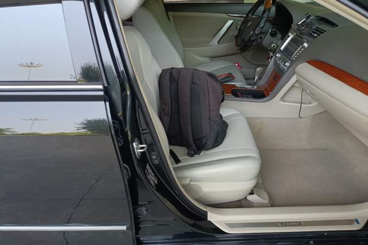 Used Toyota Camry 2013 200E Classic Elite Edition Right Front Seat