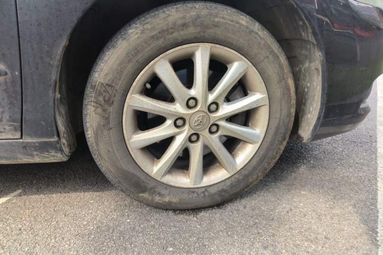 Used Toyota Camry 2013 200G Classic Luxury Edition Right Front Wheel Hub
