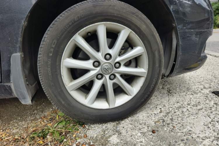 Used Toyota Camry 2013 200G Classic Luxury Edition Right Front Wheel Hub