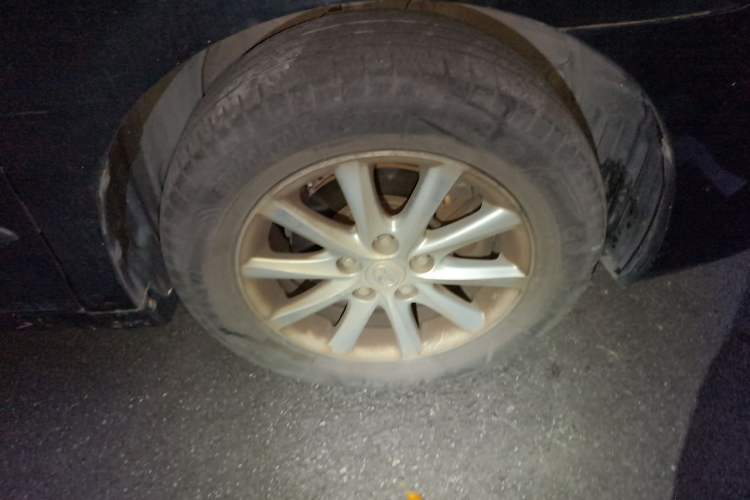 Used Toyota Camry 2013 200G Classic Luxury Edition Right Front Wheel Hub