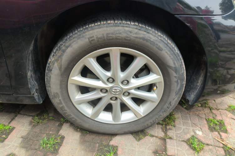 Used Toyota Camry 2013 200G Classic Luxury Edition Right Front Wheel Hub
