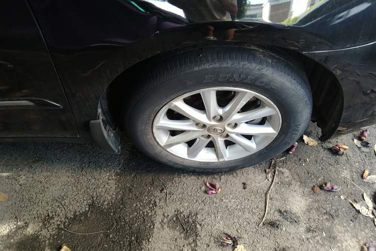 Used Toyota Camry 2013 200G Classic Luxury Edition Right Front Wheel Hub