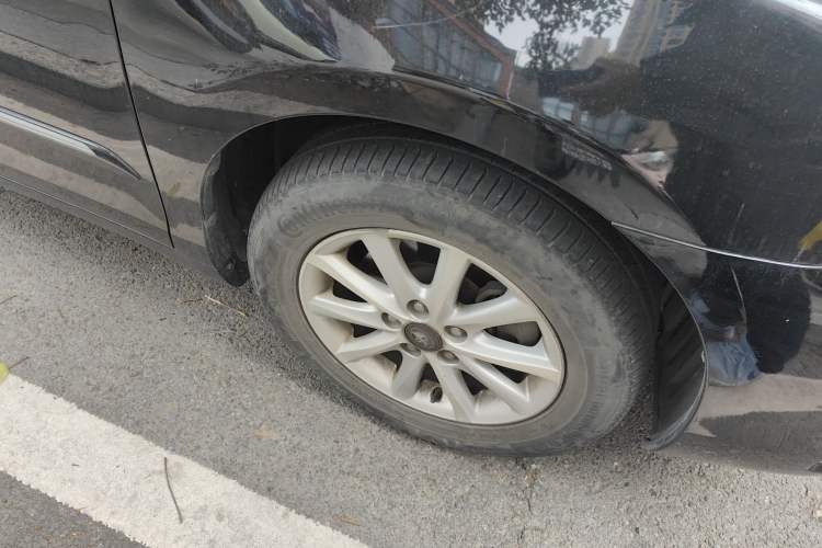 Used Toyota Camry 2013 200G Classic Luxury Edition Right Front Wheel Hub