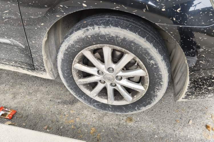 Used Toyota Camry 2013 200G Classic Luxury Edition Right Front Wheel Hub