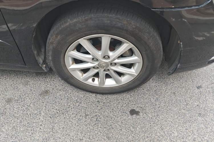 Used Toyota Camry 2013 200G Classic Luxury Edition Right Front Wheel Hub