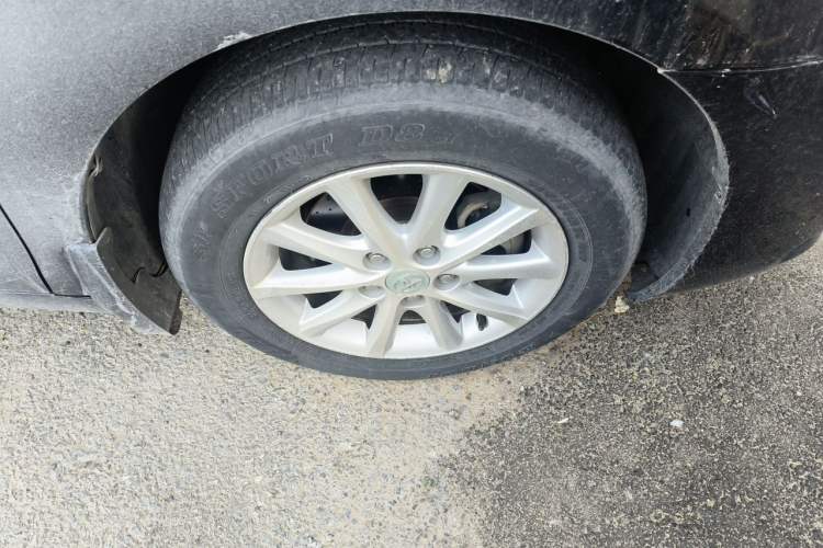 Used Toyota Camry 2013 200G Classic Luxury Edition Right Front Wheel Hub