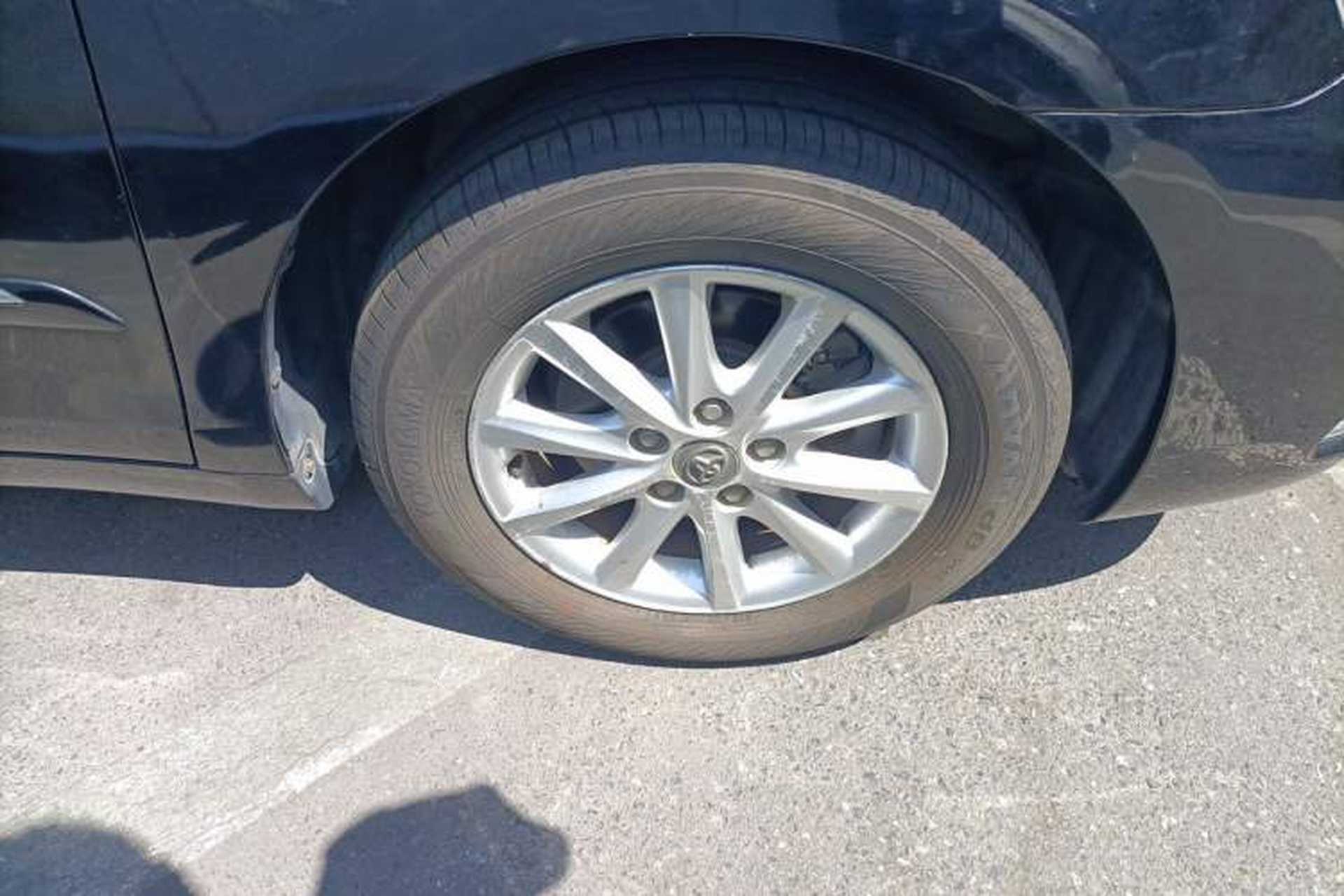 Used Toyota Camry 2013 200G Classic Luxury Edition Right Front Wheel Hub