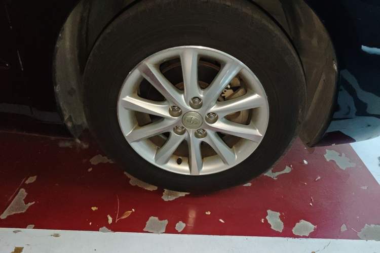 Used Toyota Camry 2013 200G Classic Luxury Edition Right Front Wheel Hub