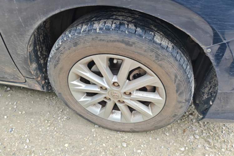Used Toyota Camry 2013 2.0G Comfort Edition Right Front Wheel Hub
